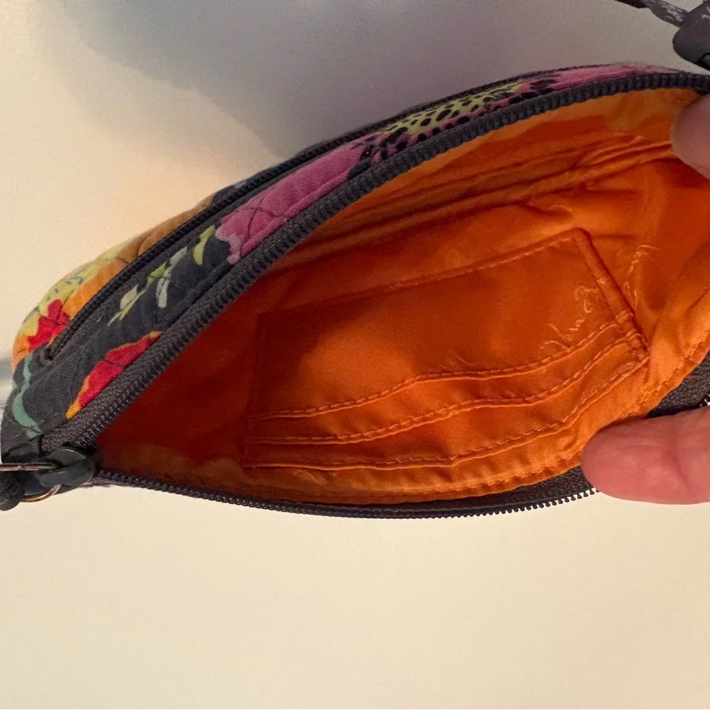 Vera Bradley retired Jazzy Blooms floral tropical Hawaiian beach wristlet